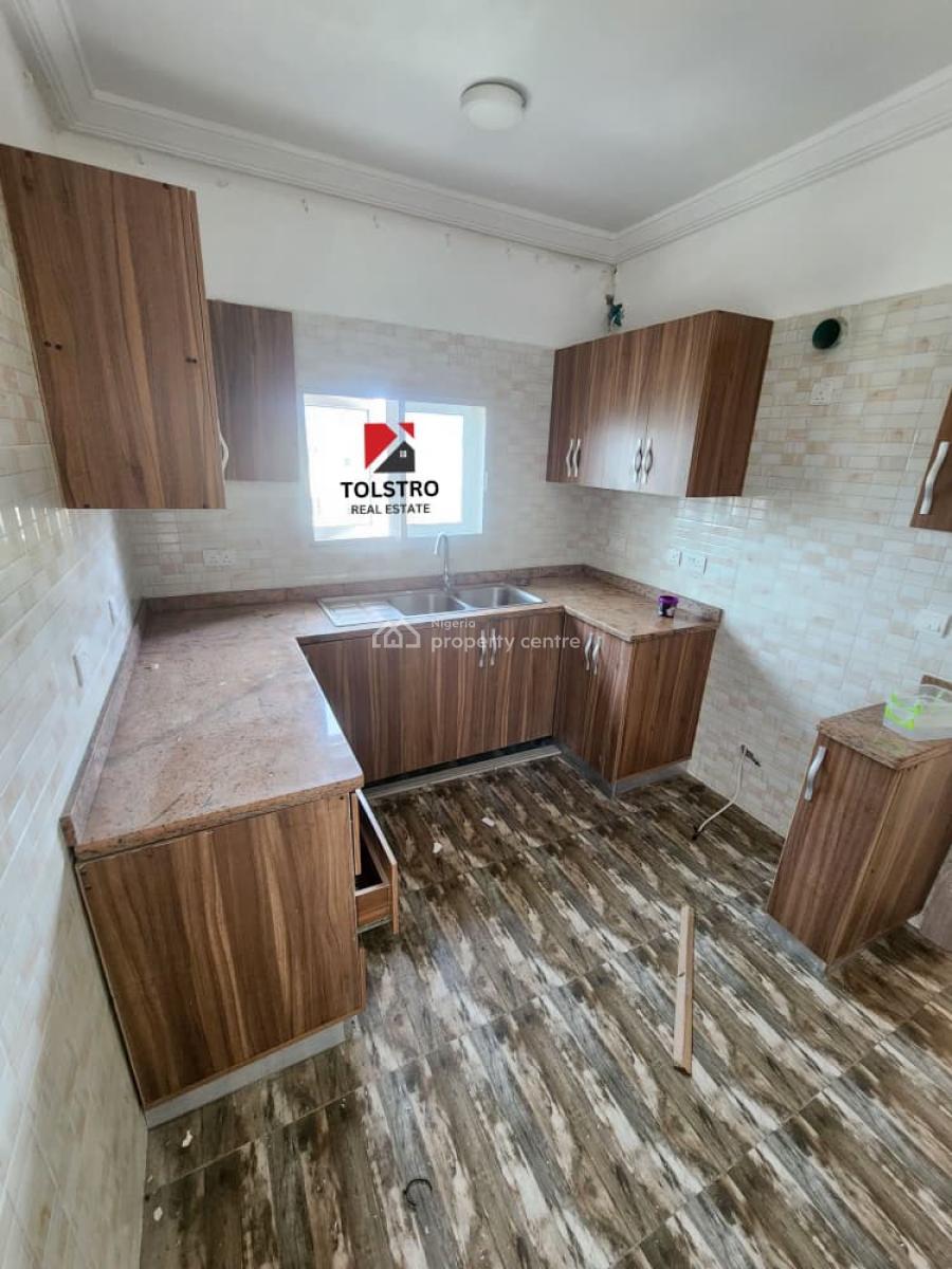 Well Maintained 3bedroom Maisonette with Bq, Ikate, Lekki, Lagos, Flat / Apartment for Rent
