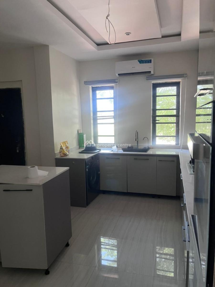 Modestly Fully Furnished Apartment at Richmond Pearl Off Freedom Way, Lekki Phase 1, Lekki, Lagos, Flat / Apartment for Sale