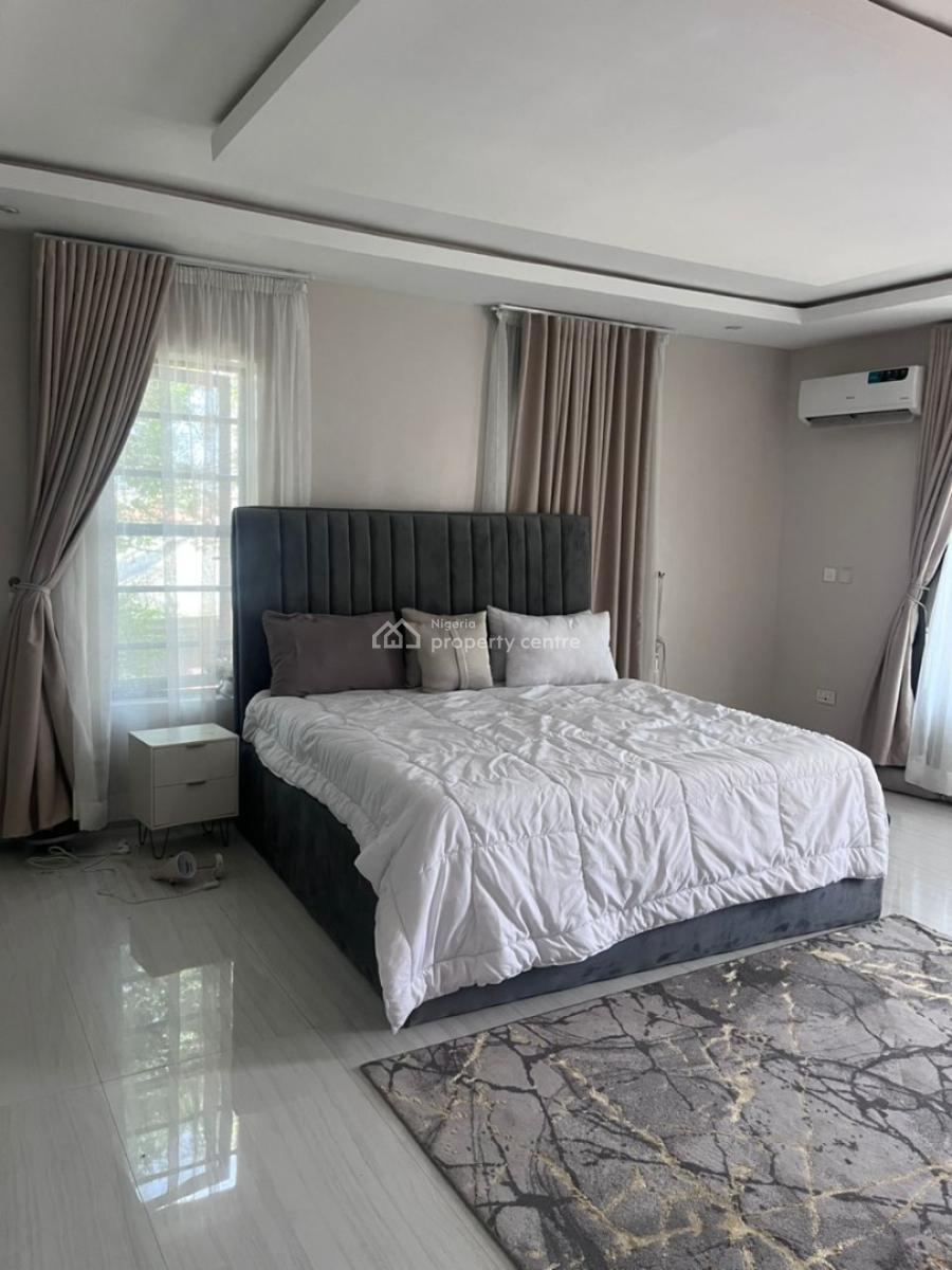 Modestly Fully Furnished Apartment at Richmond Pearl Off Freedom Way, Lekki Phase 1, Lekki, Lagos, Flat / Apartment for Sale