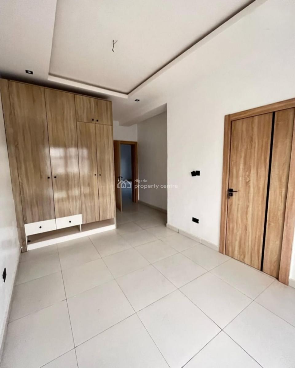 Newly Built 2 Bedroom Apartment, Ologolo, Lekki, Lagos, Block of Flats for Sale