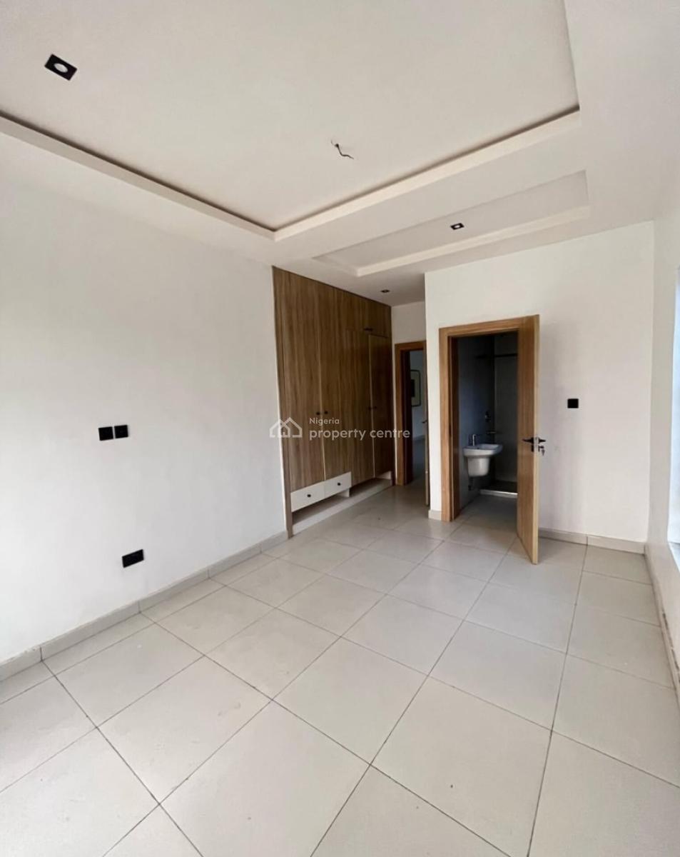 Newly Built 2 Bedroom Apartment, Ologolo, Lekki, Lagos, Block of Flats for Sale