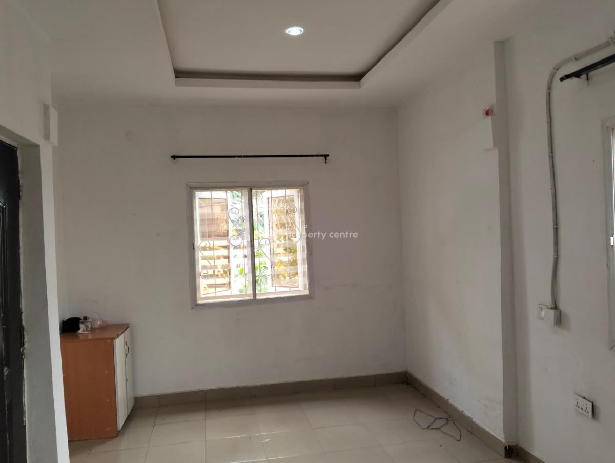 Self Contain with Ensuite Room & Kitchen  (detached Bq), Paradise Estate, Life Camp, Abuja, Self Contain (single Rooms) for Rent