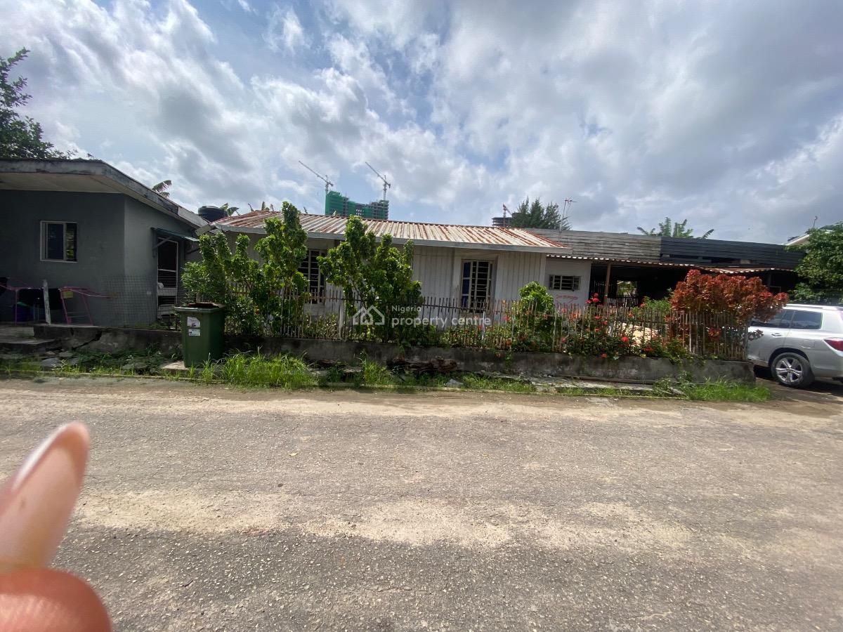 Redevelopable 4 Bedroom Bungalow with 2 Nos Bq on 400sqm Land, Transit Village, Victoria Island (vi), Lagos, Semi-detached Bungalow for Sale