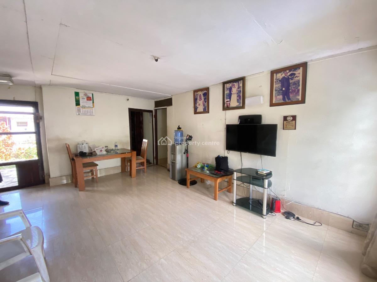 Redevelopable 4 Bedroom Bungalow with 2 Nos Bq on 400sqm Land, Transit Village, Victoria Island (vi), Lagos, Semi-detached Bungalow for Sale