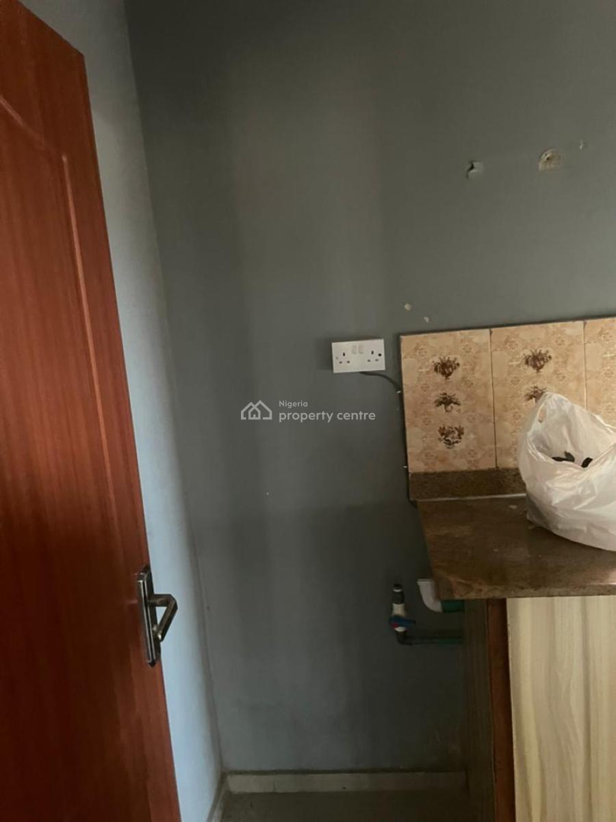 Standard Room Self Contained, Lakefront Alapere, Alapere, Ketu, Lagos, Self Contain (single Rooms) for Rent