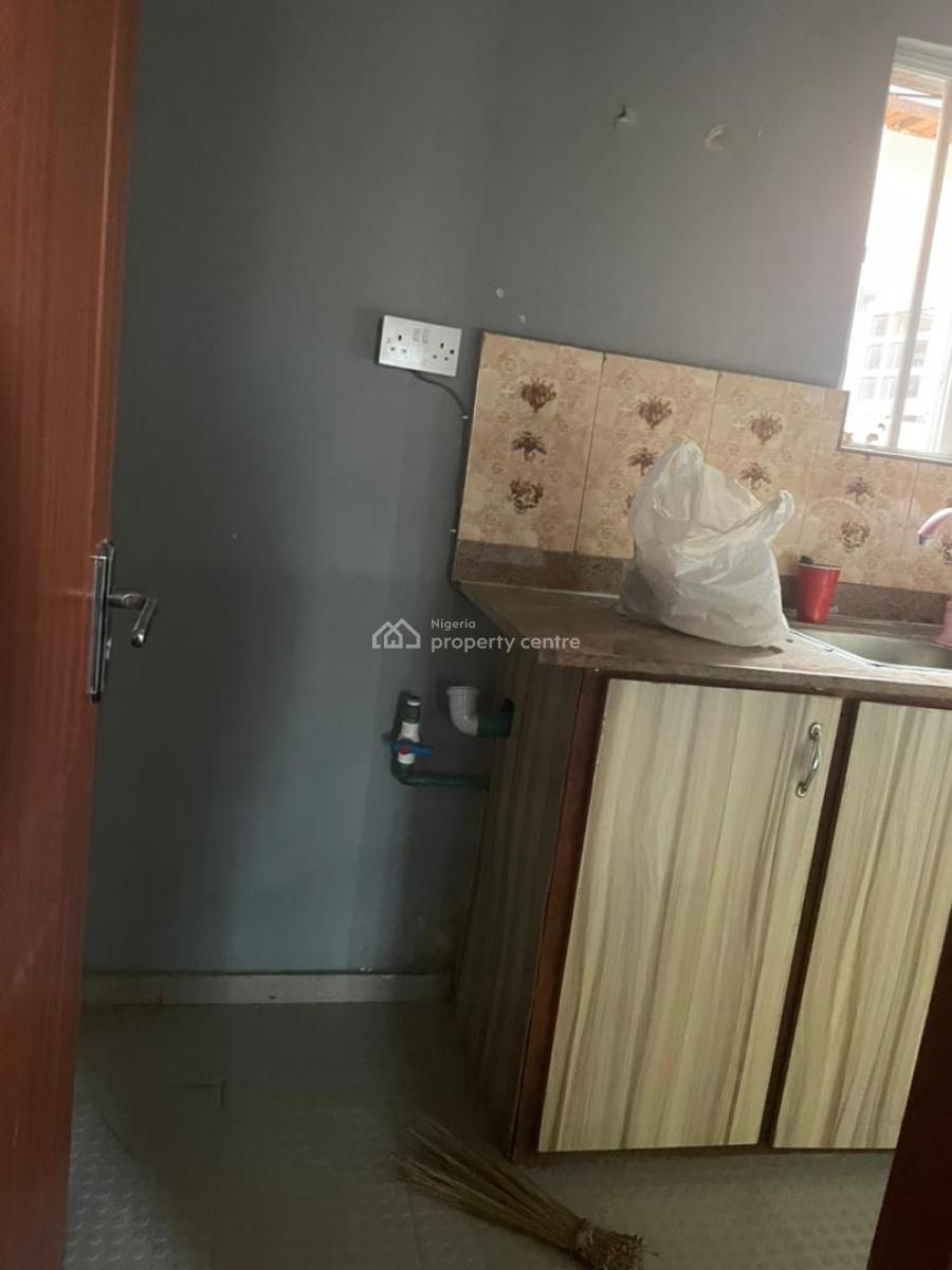 Standard Room Self Contained, Lakefront Alapere, Alapere, Ketu, Lagos, Self Contain (single Rooms) for Rent