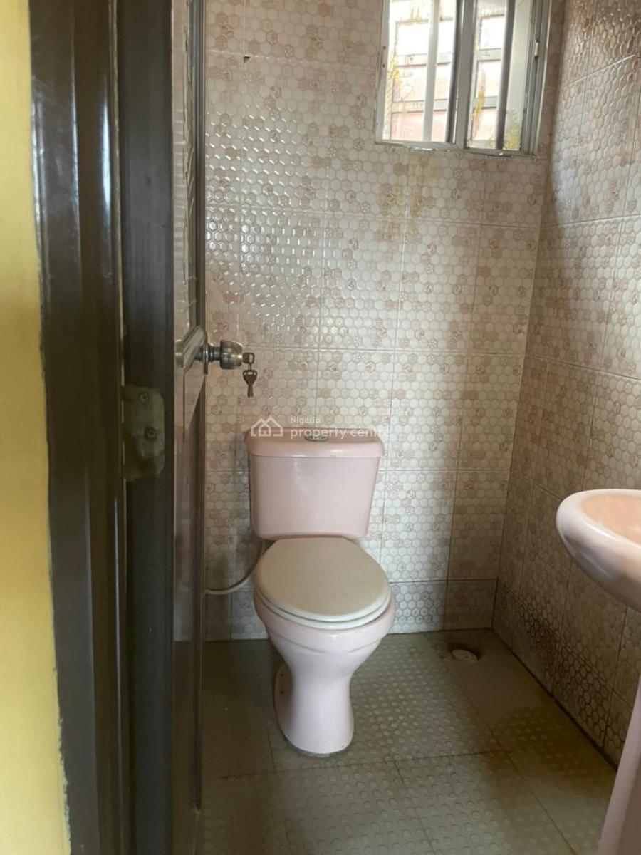 Standard Room Self Contained, Lakefront Alapere, Alapere, Ketu, Lagos, Self Contain (single Rooms) for Rent