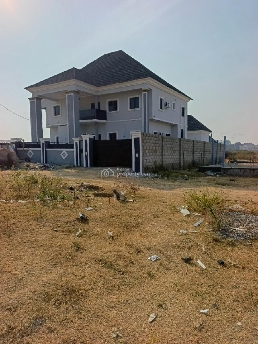 1,368.07sqm. Commercial Land for Plaza Inside an Estate in Lugbe, Lugbe Abuja Nigeria., Fha (f.h.a), Lugbe District, Abuja, Commercial Land for Sale