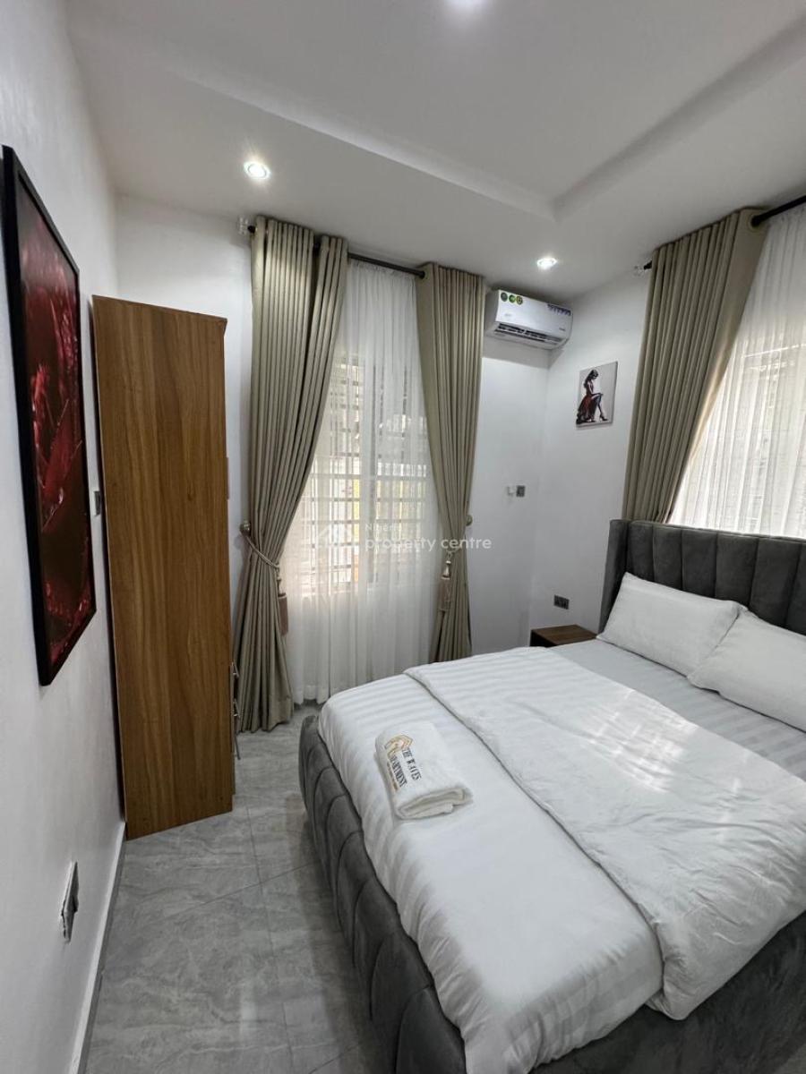 2 Bedroom Apartment, Surulere, Lagos, Flat / Apartment Short Let