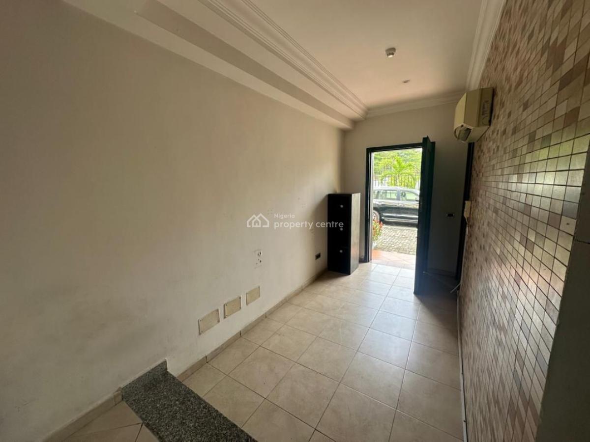 4bedroom Semi Detached Town House in a Secured Estate, Banana Island, Ikoyi, Lagos, House for Rent