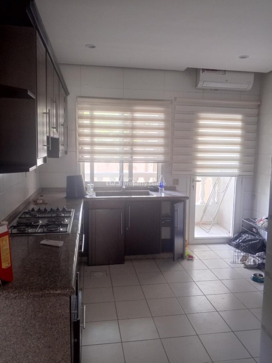 Well Maintained 3 Bedroom Apartment, Ikoyi on Banana Island, Ikoyi, Lagos, Flat / Apartment for Rent