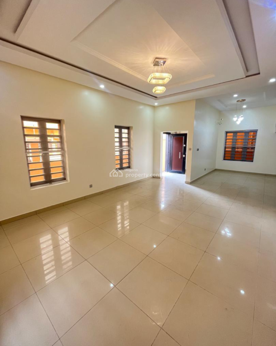 Spacious 5 Bedroom Fully Detached Duplex with Bq Along Spg Road, Ologo, Spg Road, Ologolo, Lekki, Lagos, Detached Duplex for Rent