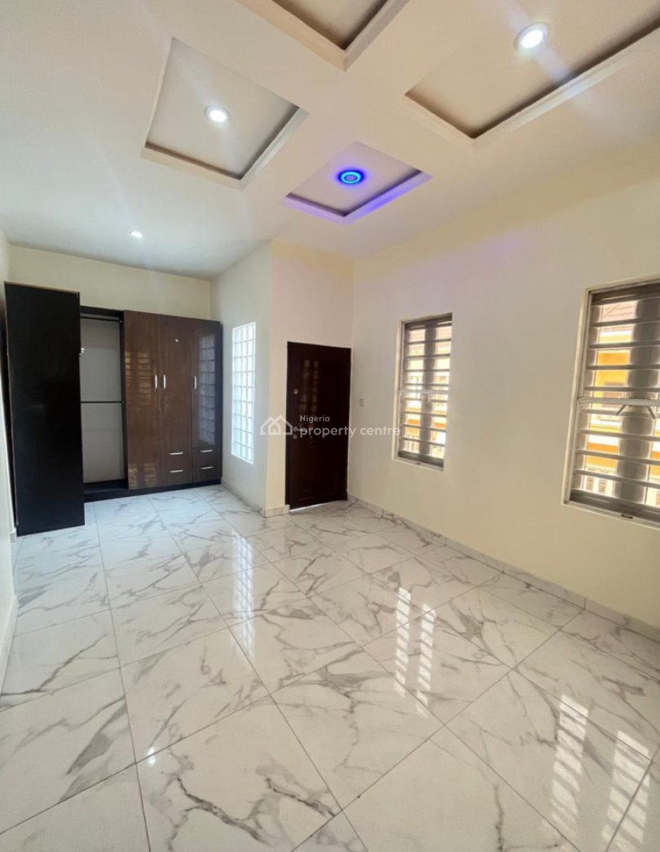 Spacious 5 Bedroom Fully Detached Duplex with Bq Along Spg Road, Ologo, Spg Road, Ologolo, Lekki, Lagos, Detached Duplex for Rent