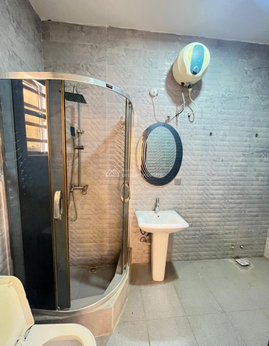 Spacious 5 Bedroom Fully Detached Duplex with Bq Along Spg Road, Ologo, Spg Road, Ologolo, Lekki, Lagos, Detached Duplex for Rent