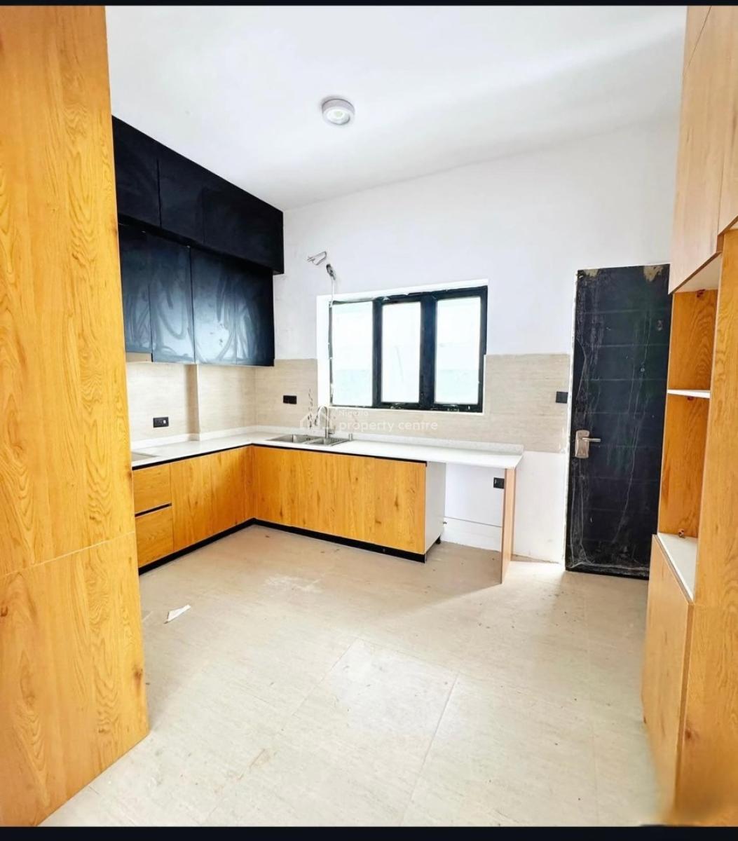 Fastest Finger 3 Bedroom Maisonette with a Bq, Lekki Phase 1, Lekki, Lagos, Detached Duplex for Sale