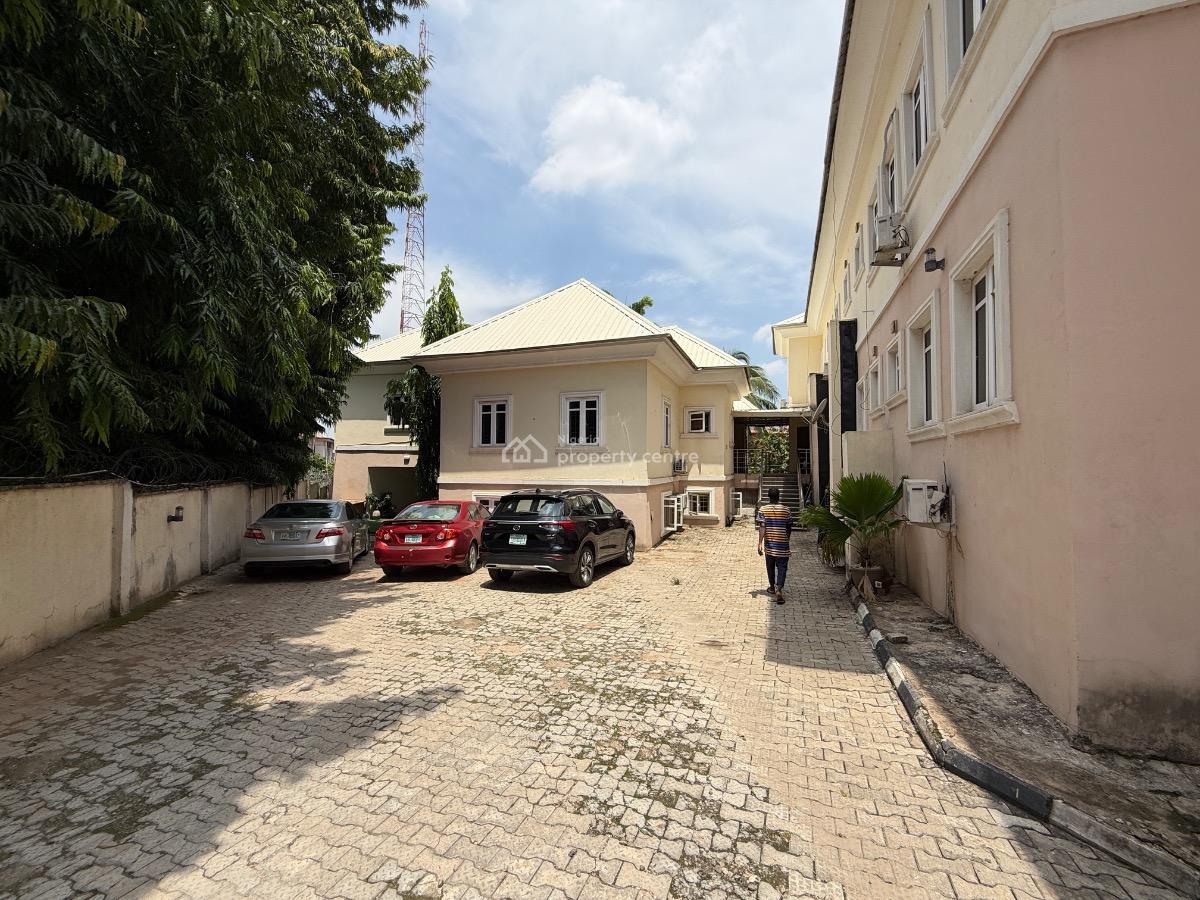 2 Bedroom Flat on The Ground Floor, Wuse 2, Abuja, Flat / Apartment for Rent