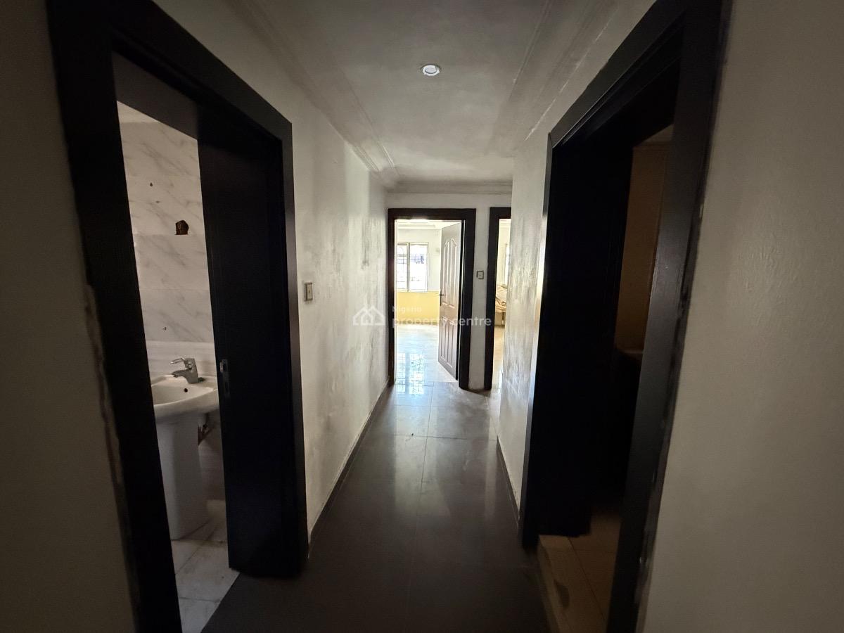 2 Bedroom Flat on The Ground Floor, Wuse 2, Abuja, Flat / Apartment for Rent