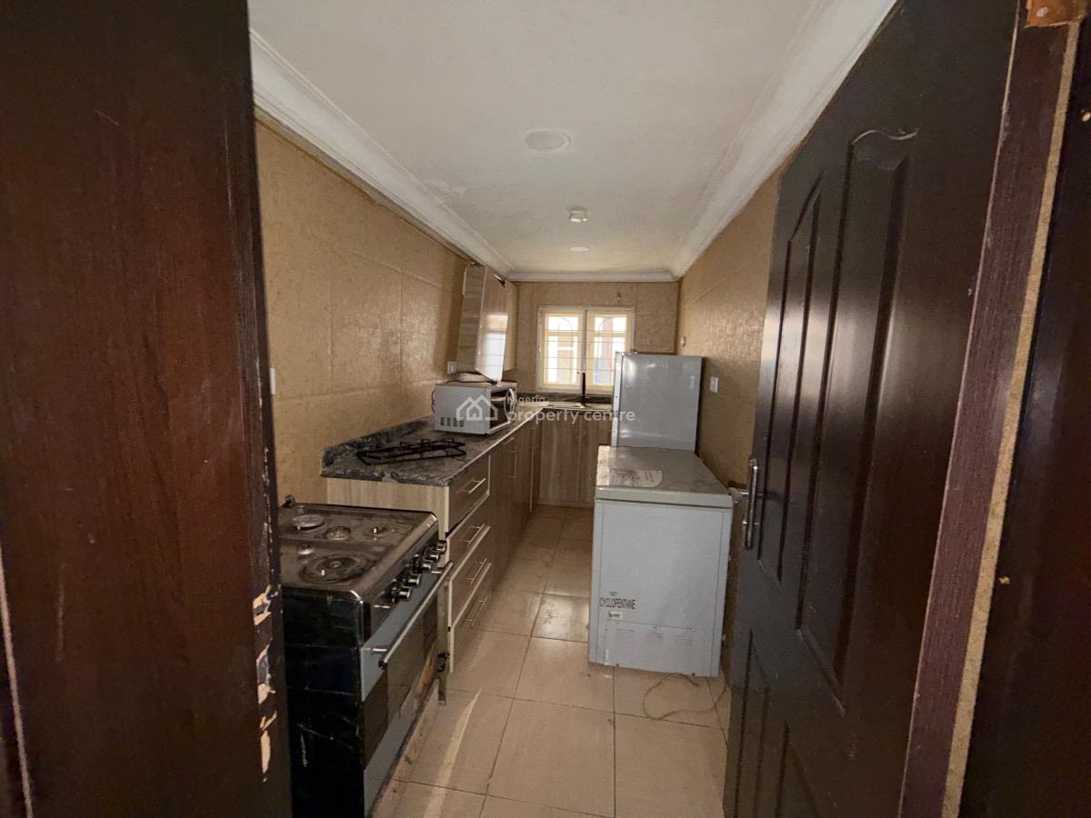 2 Bedroom Flat on The Ground Floor, Wuse 2, Abuja, Flat / Apartment for Rent