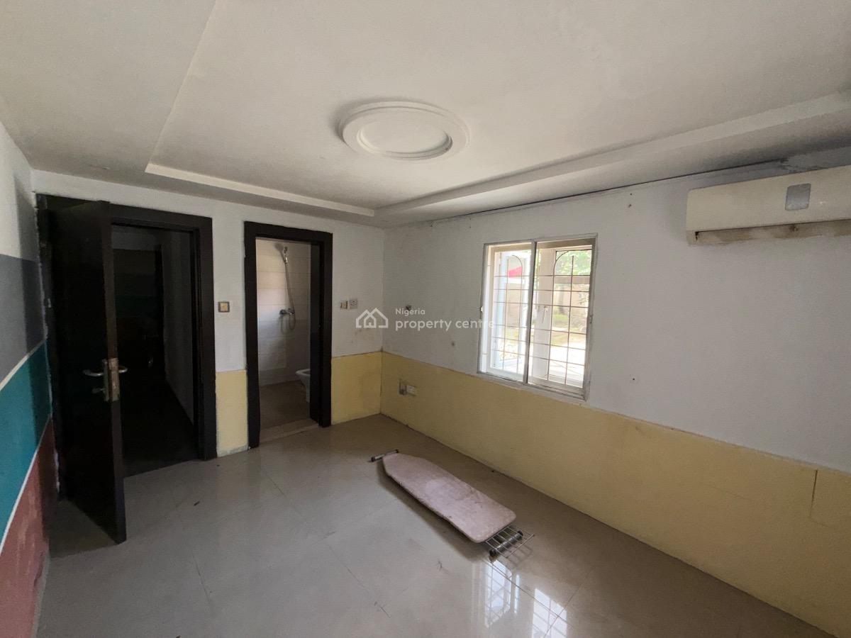 2 Bedroom Flat on The Ground Floor, Wuse 2, Abuja, Flat / Apartment for Rent