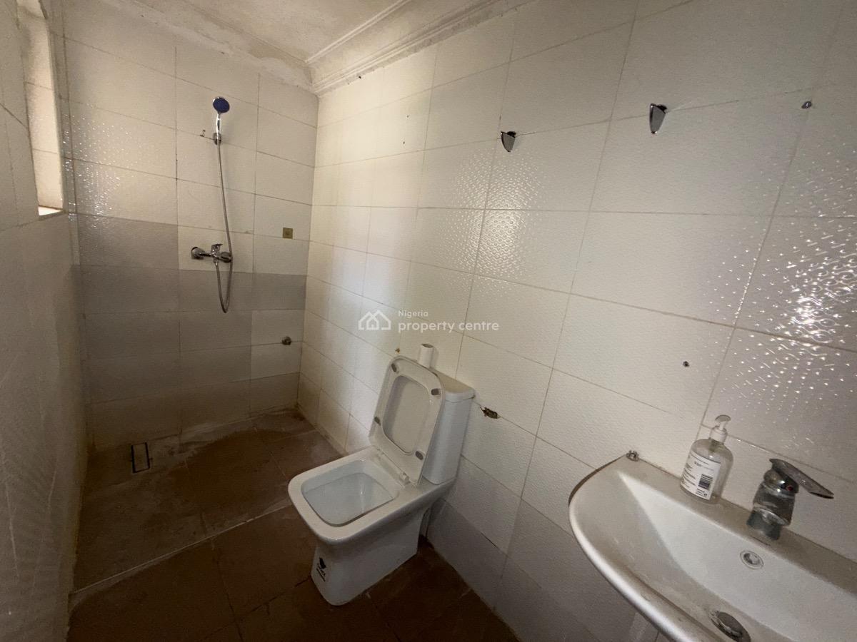2 Bedroom Flat on The Ground Floor, Wuse 2, Abuja, Flat / Apartment for Rent