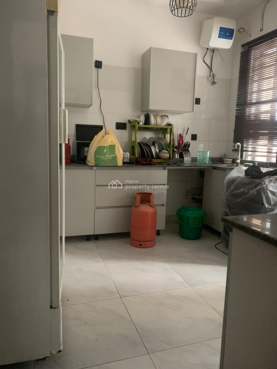 One Bedroom Apartment, Orchid Road, Lekki Phase 2, Lekki, Lagos, Flat / Apartment for Rent