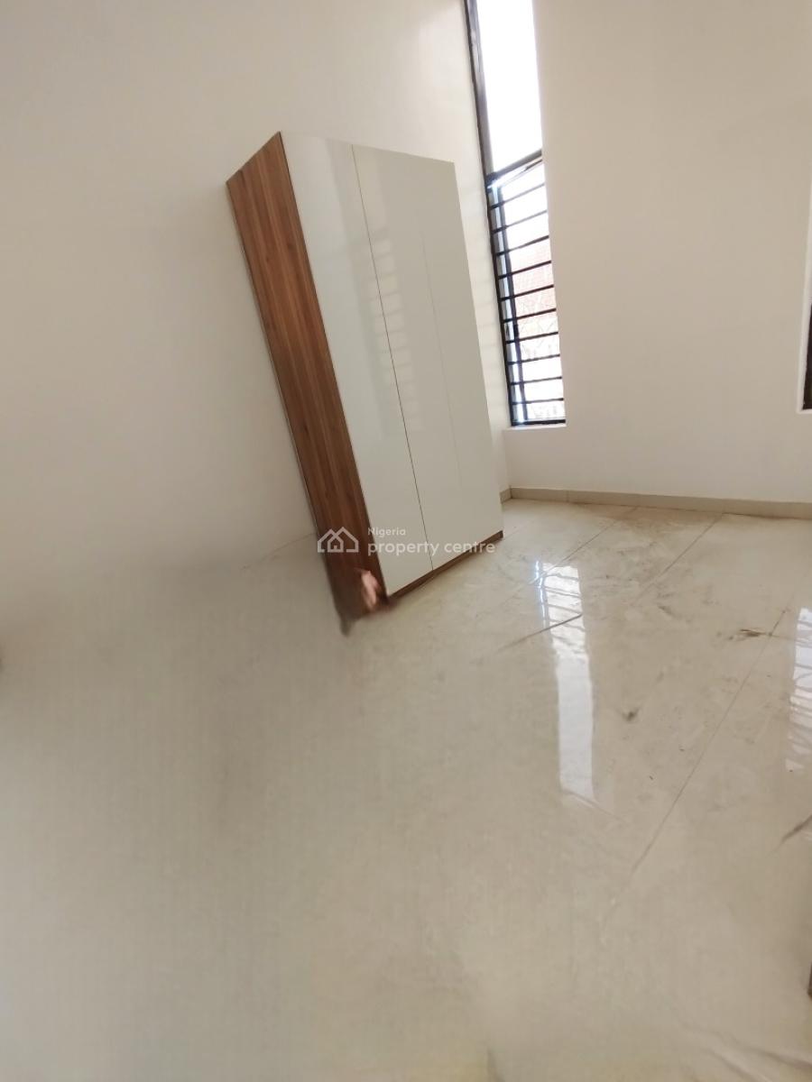 3 Bedroom Apartment with Gym and Pool, Lekki Phase 1, Lekki, Lagos, House for Sale