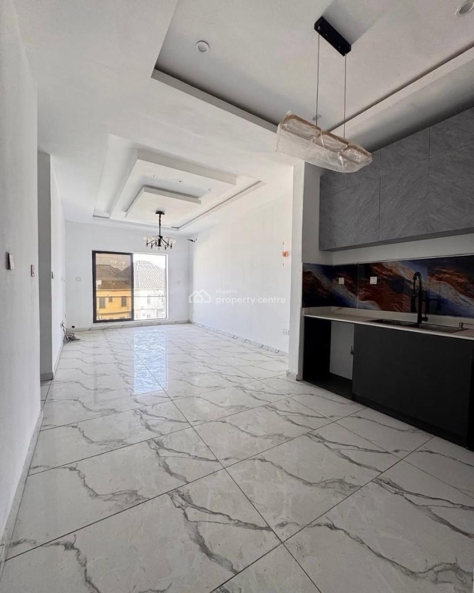 Exquisite 2 Bedroom Apartment, Lekki Phase 1, Ologolo, Lekki, Lagos, Flat / Apartment for Rent