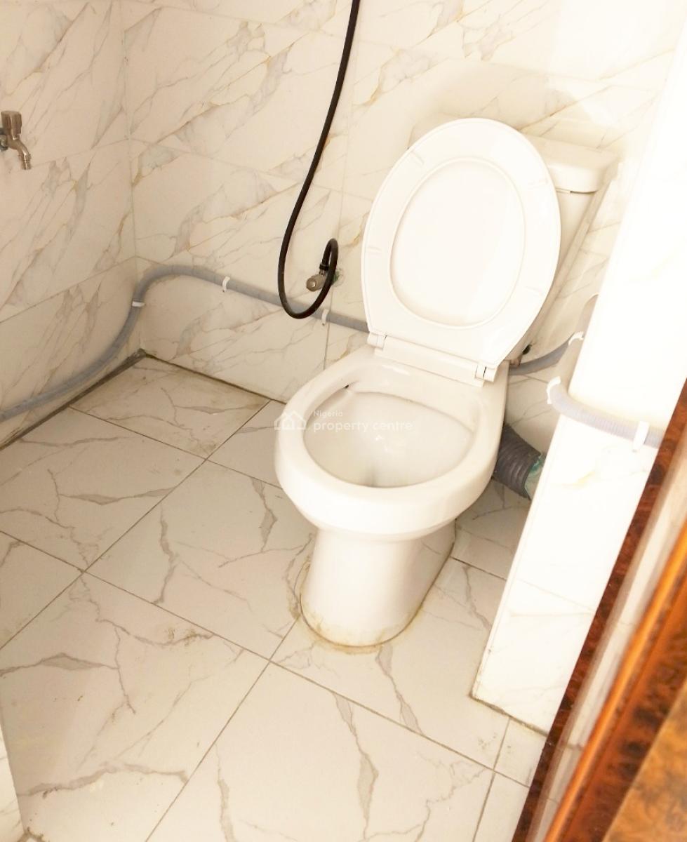 Nice and Standard Brand New Spacious Self Con with Kitchen, Serene and Secure Royal Garden Estate Golf Estate Lakowe, Lakowe, Ibeju Lekki, Lagos, Self Contain (single Rooms) for Rent