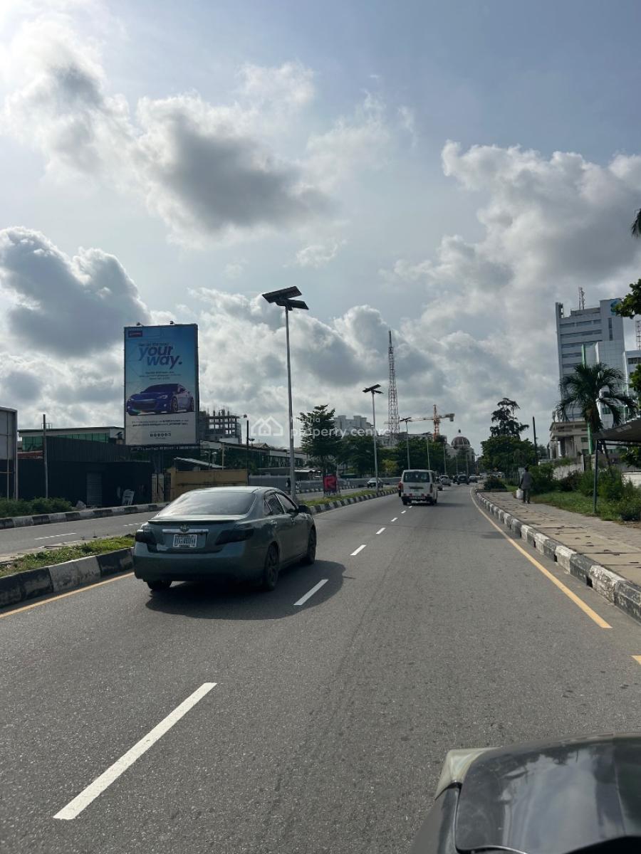 1000sqm Bare Land Facing The Road, Victoria Island, Victoria Island (vi), Lagos, Commercial Land for Rent
