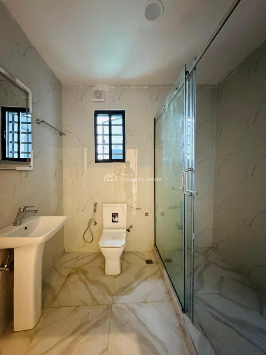 Uniquely Built 3 Bedroom Penthouse with Bq, Basketball Court, Ikeja Gra, Ikeja, Lagos, Flat / Apartment for Sale