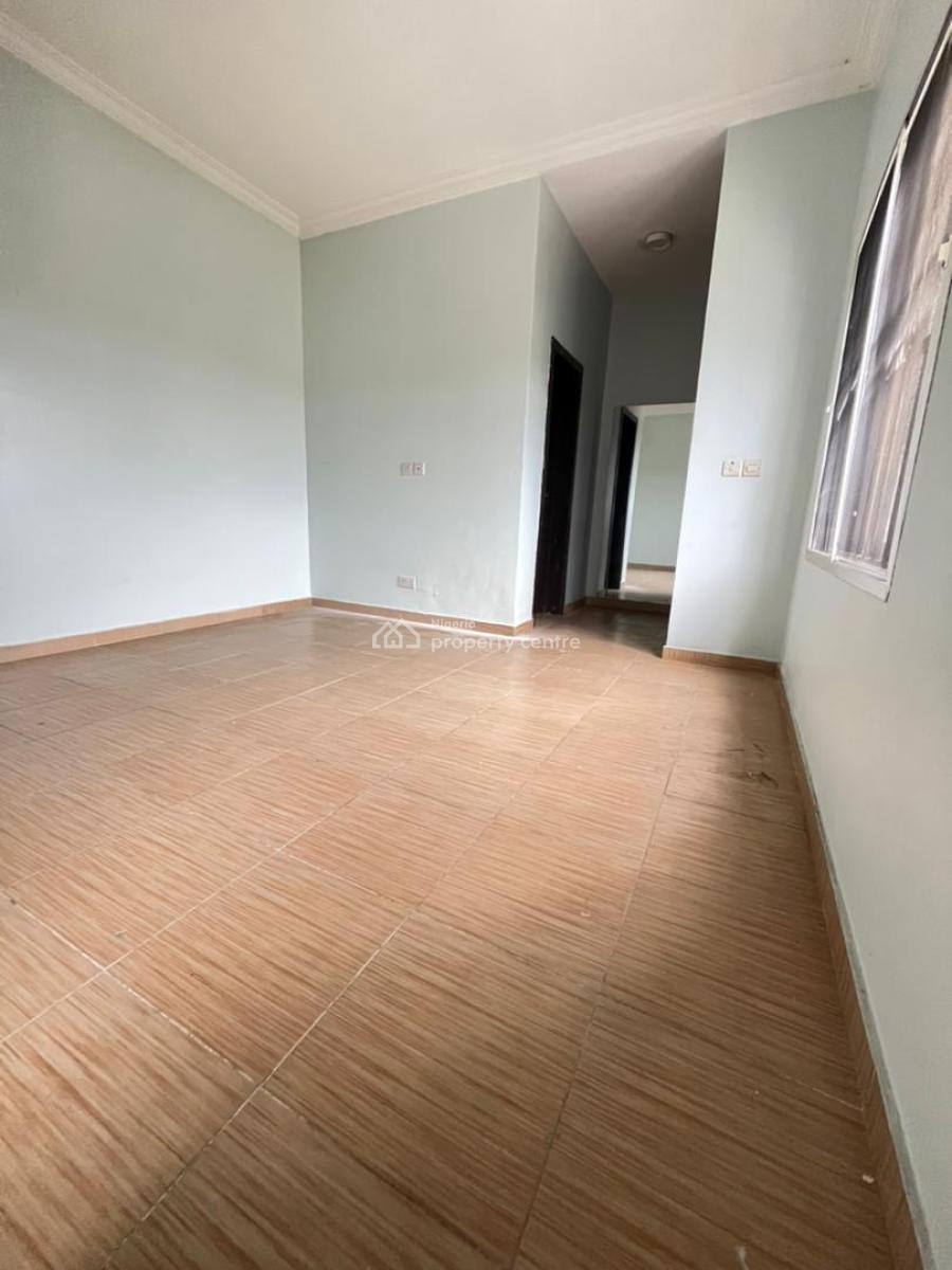Spacious 2 Bedroom Apartment Full Serviced, Platinum Way, Lekki Phase 1, Lekki, Lagos, Flat / Apartment for Rent