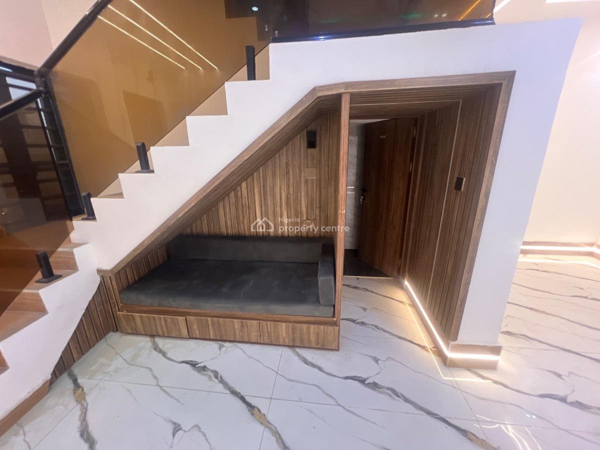 Luxury Selfcompound Duplex in New Oko Oba, New Oko-oba, Agege, Lagos, Semi-detached Duplex for Sale