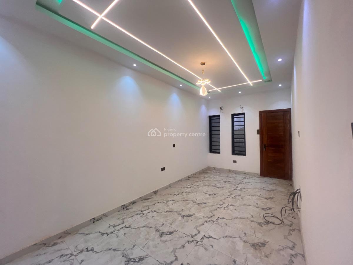 Luxury Selfcompound Duplex in New Oko Oba, New Oko-oba, Agege, Lagos, Semi-detached Duplex for Sale