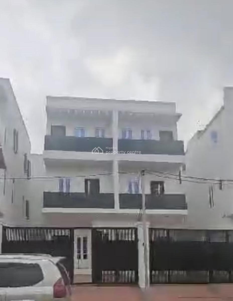 4 Bedroom Terrace, Very Spacious with Bq, Omole Phase 1, Ikeja, Lagos, Terraced Duplex for Rent