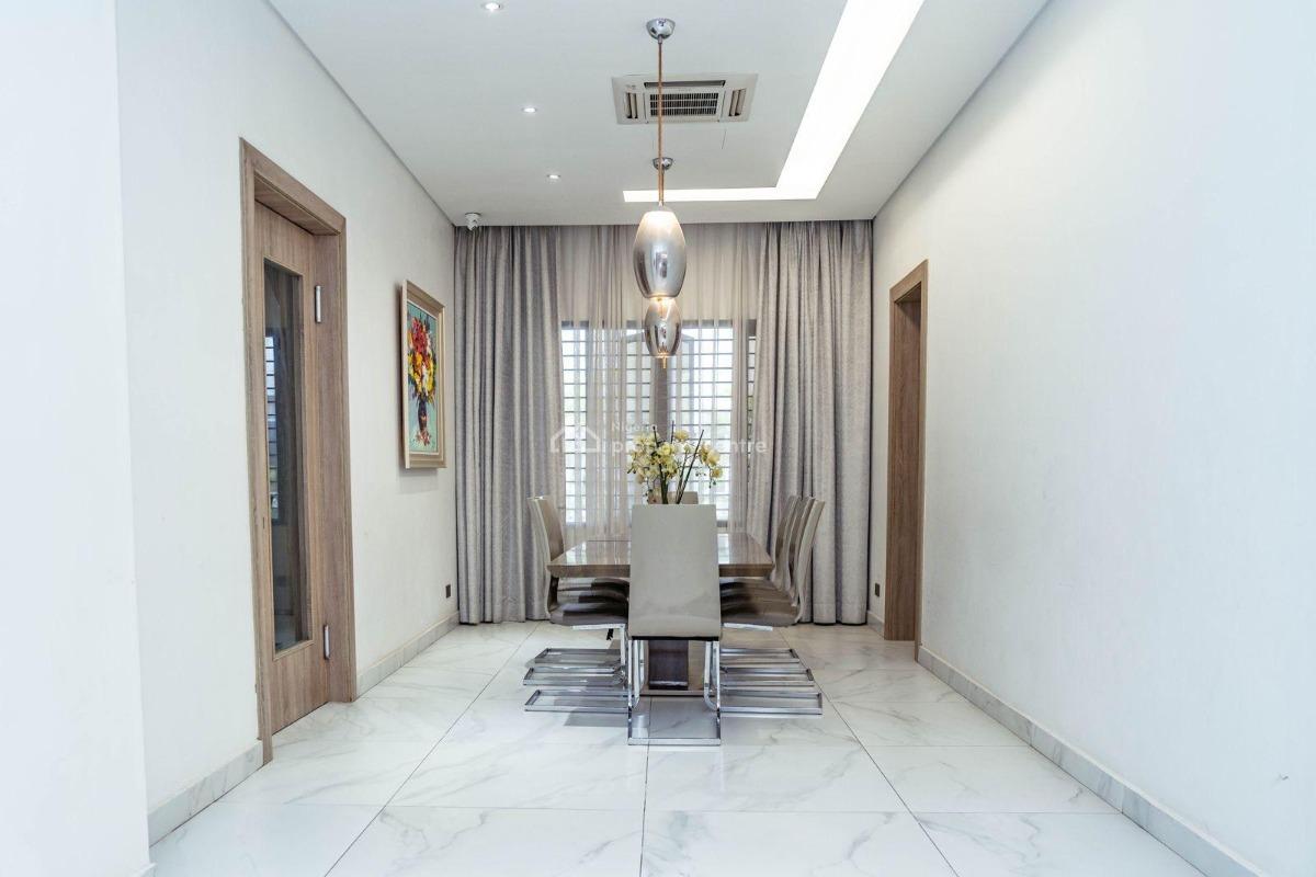 7 Bedroom Fully Detached House with 2 Rooms Bq, Chevron Drive., Lekki, Lagos, Detached Duplex for Sale