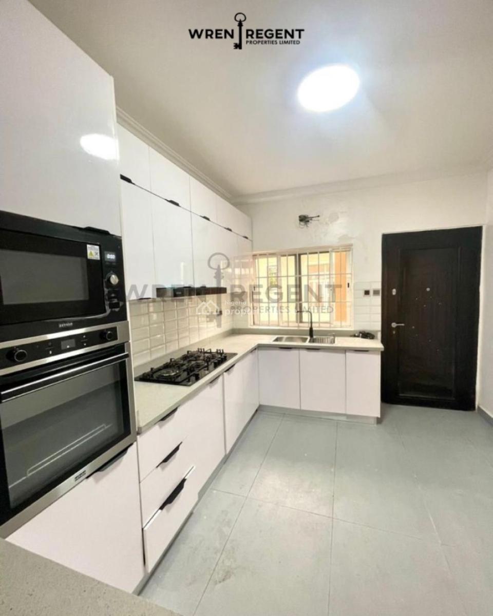 3 Bedroom Terrace with Bq, Lekki Phase 1, Lekki, Lagos, Flat / Apartment for Rent