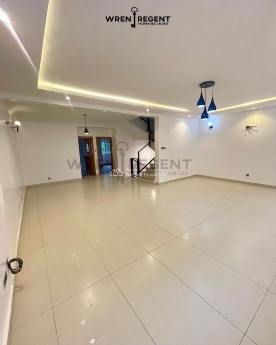 3 Bedroom Terrace with Bq, Lekki Phase 1, Lekki, Lagos, Flat / Apartment for Rent