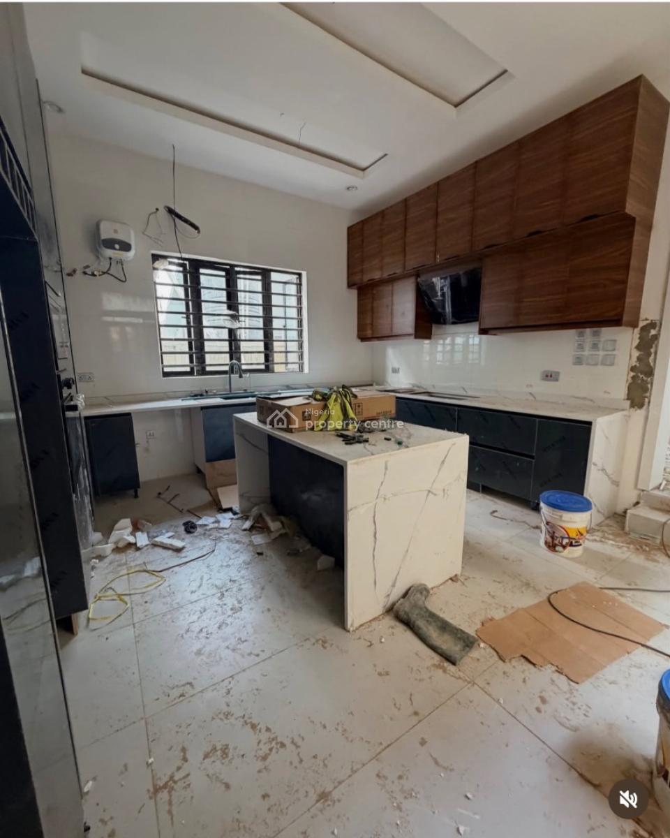 Aesthetically Pleasing 5 Bedroom Fully Detached Duplex with Bq, Gra Phase 1, Magodo, Lagos, Detached Duplex for Sale