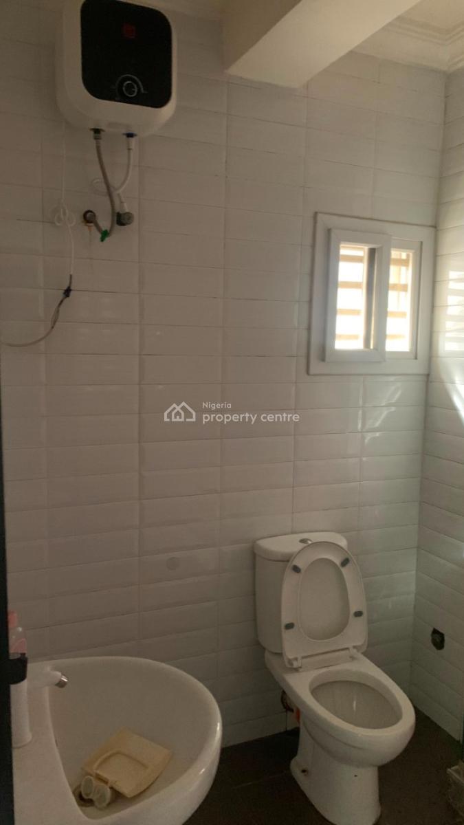 3 Bedroom in a Secured Estate on 1st Floor, Megamound Estate, Ikate Elegushi, Lekki, Lagos, Flat / Apartment for Rent