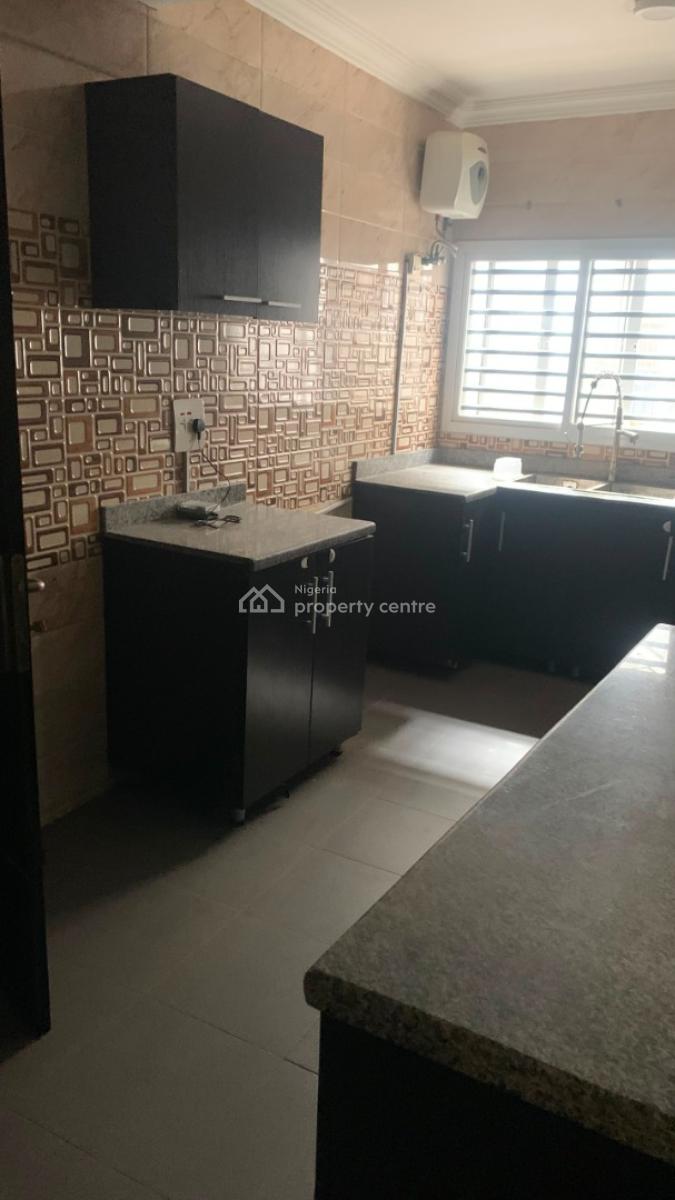 3 Bedroom in a Secured Estate on 1st Floor, Megamound Estate, Ikate Elegushi, Lekki, Lagos, Flat / Apartment for Rent