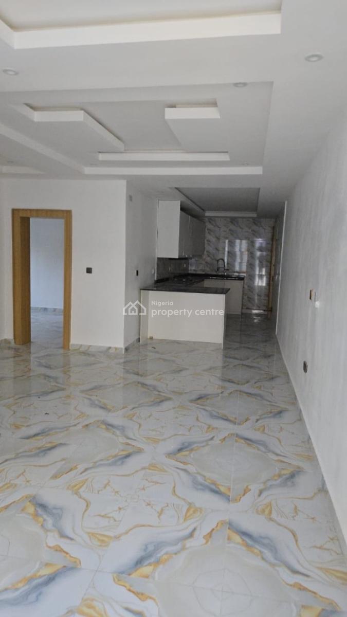 2 Bedroom Apartment, New Road, Lekki, Lagos, Flat / Apartment for Rent