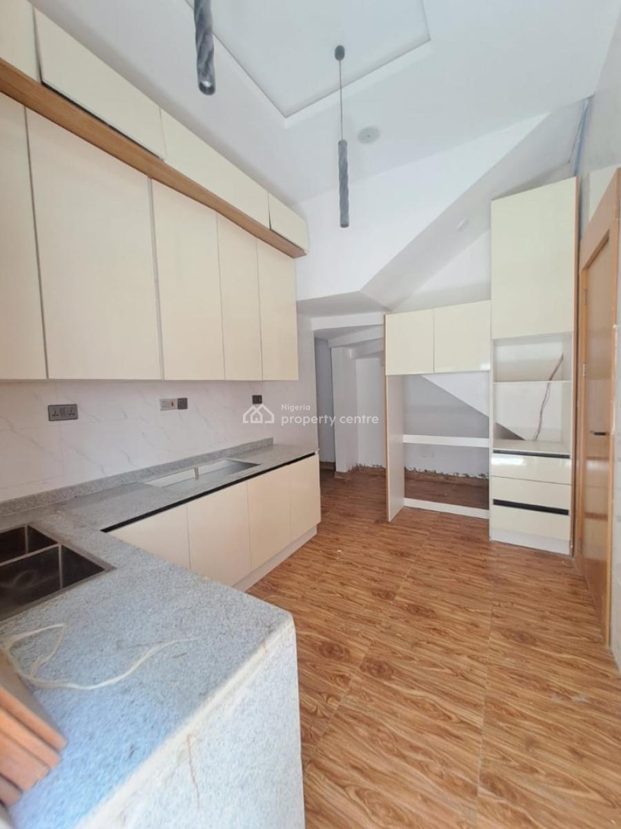 4 Bedroom Semi Detached with Bq, Ologolo, Lekki, Lagos, Flat / Apartment for Rent