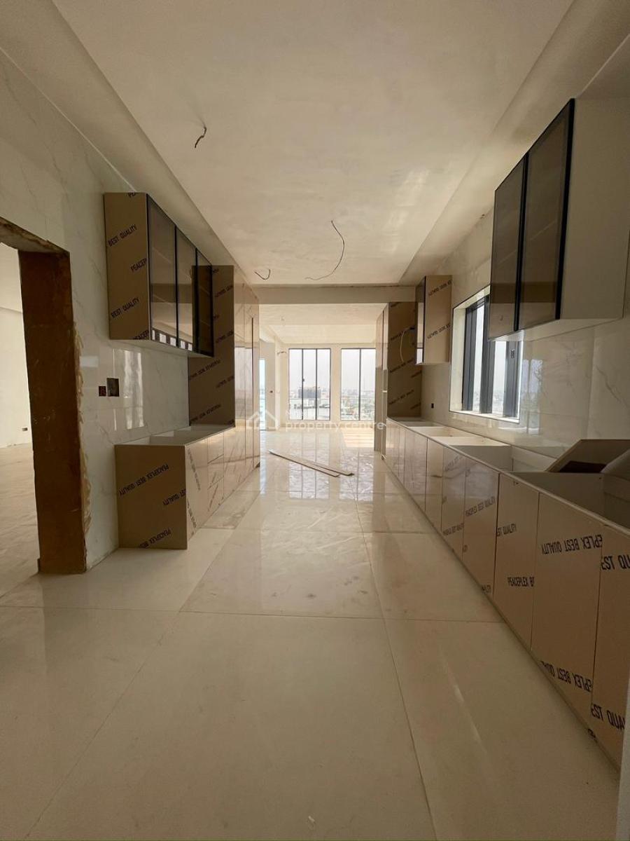 Spacious  4 Bedroom Maisonette with Bq and Pool, Old Ikoyi, Ikoyi, Lagos, Flat / Apartment for Sale
