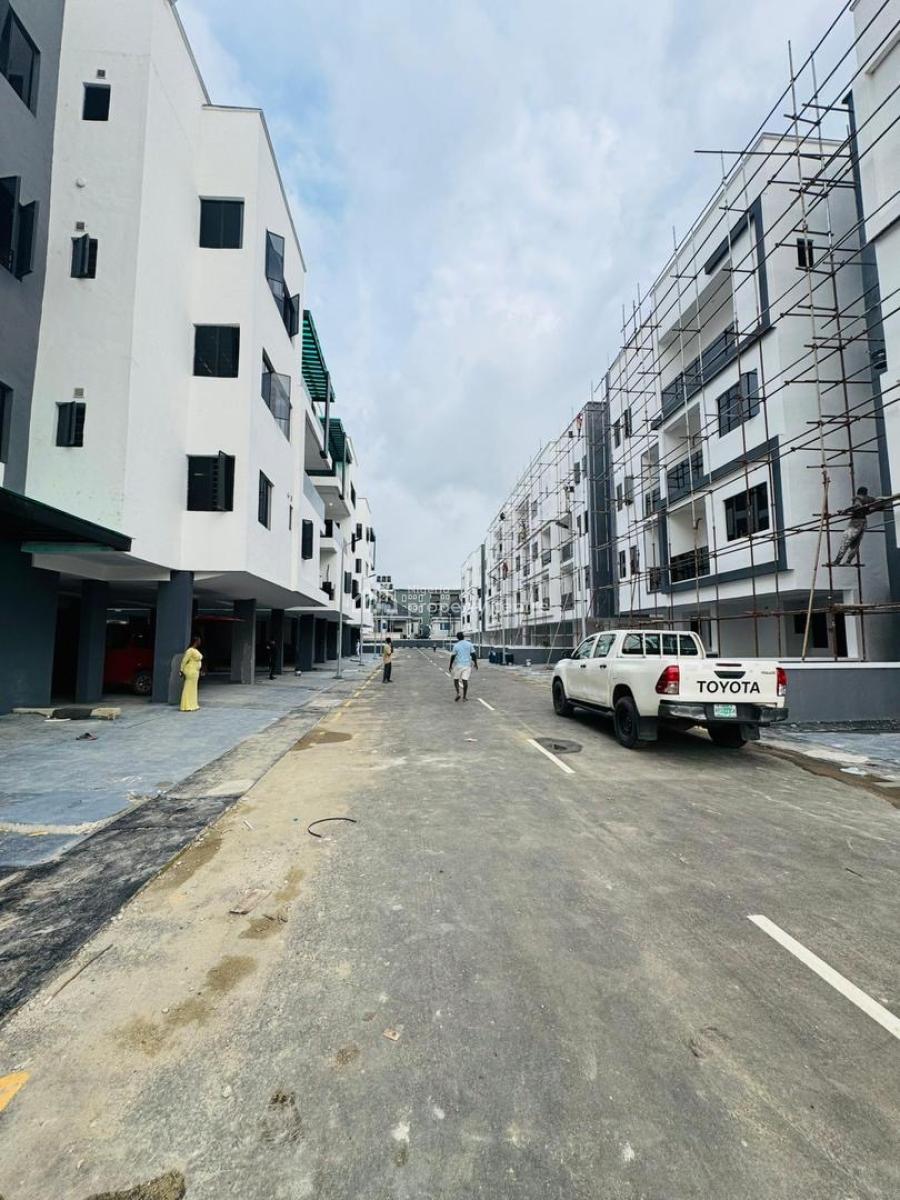 Exclusive 4 Bedroom Maisonette with Bq, Elevator, Pool & Basketball, Ikeja Gra, Ikeja, Lagos, House for Sale
