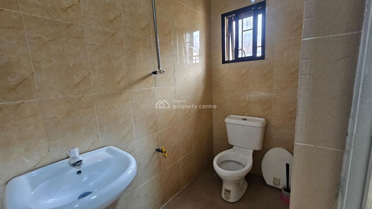 Spaciously Built 7 Bedroom Detached Duplex with 2bedroom Chalet with B, Ikeja Gra, Ikeja, Lagos, Office Space for Rent