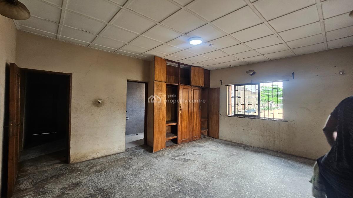 Spaciously Built 7 Bedroom Detached Duplex with 2bedroom Chalet with B, Ikeja Gra, Ikeja, Lagos, Office Space for Rent