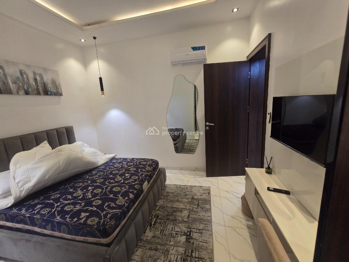 _tastfully Furnished 2 Bedroom Flat with Fully Furnished Bq Available, Off Admiralty Road, Lekki Phase 1, Lekki, Lagos, Flat / Apartment for Rent