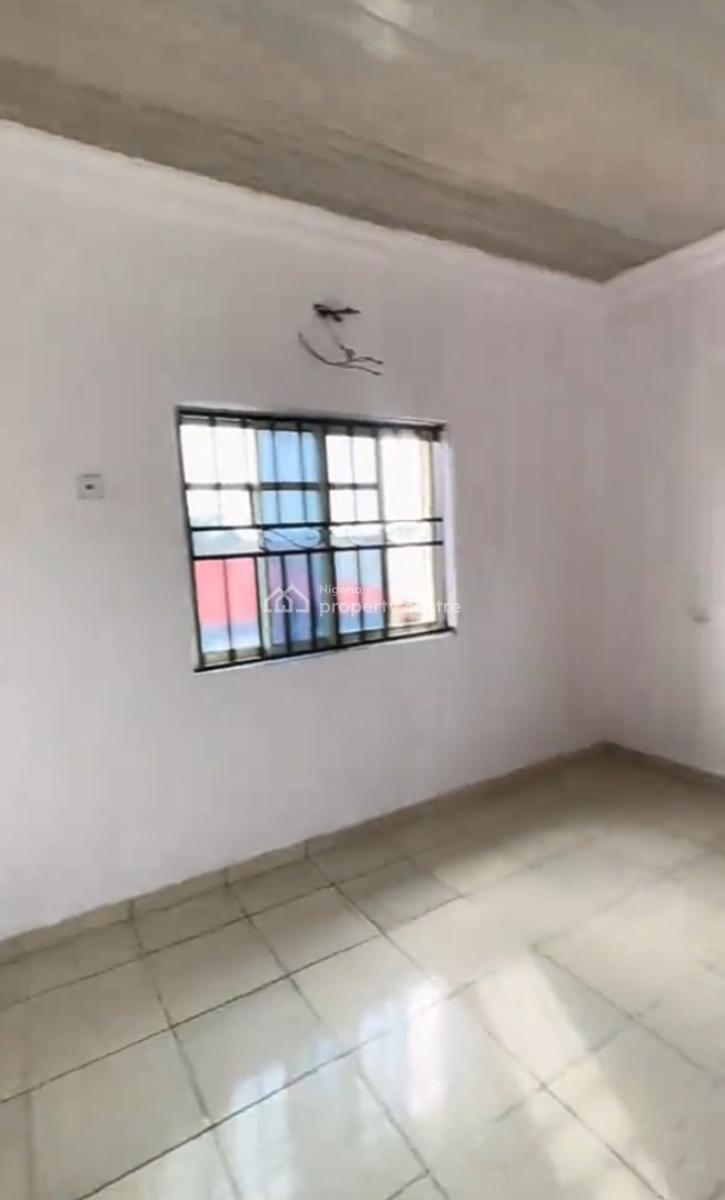 Modern 2 Bedroom Upstairs Apartment { Video}, Badore, Ajah, Lagos, Flat / Apartment for Rent