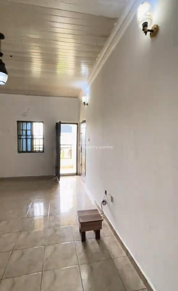 Modern 2 Bedroom Upstairs Apartment { Video}, Badore, Ajah, Lagos, Flat / Apartment for Rent