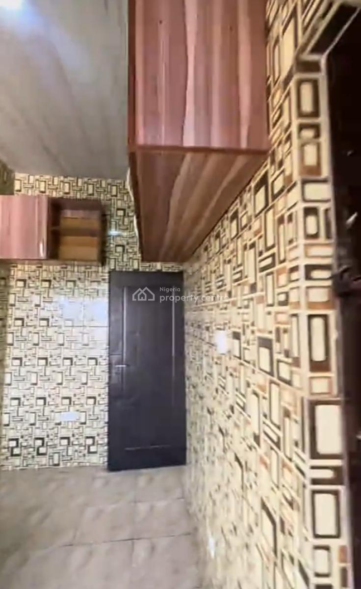 Modern 2 Bedroom Upstairs Apartment { Video}, Badore, Ajah, Lagos, Flat / Apartment for Rent